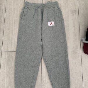 Jordan Sweatpants Size M NEW (purchased from Nordstrom)